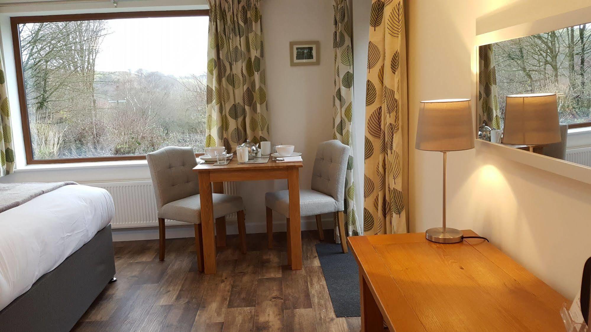 Nant Yr Onnen B&B And Holiday Cottage Tregaron Exterior photo