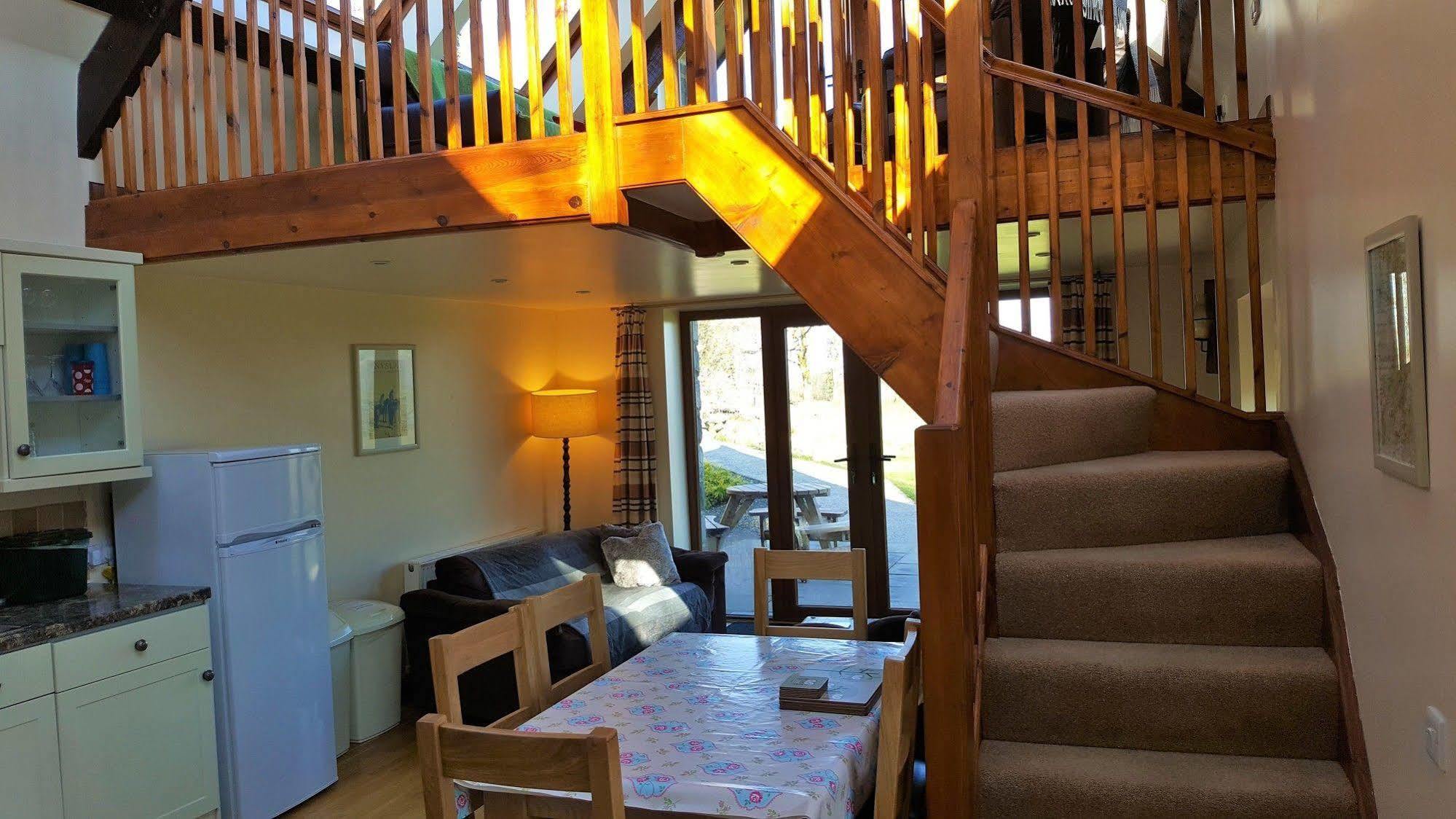 Nant Yr Onnen B&B And Holiday Cottage Tregaron Exterior photo